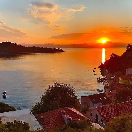 With Parking Space Sobra, Mljet - 4926