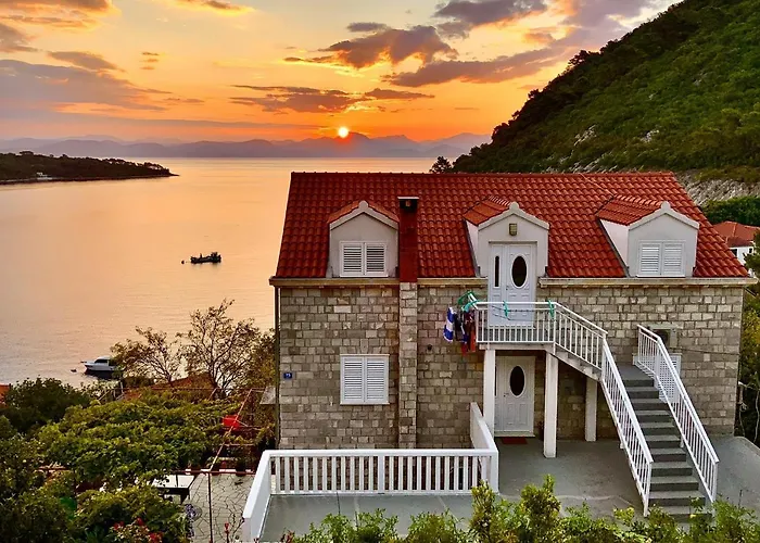 With Parking Space Sobra, Mljet - 4926 *